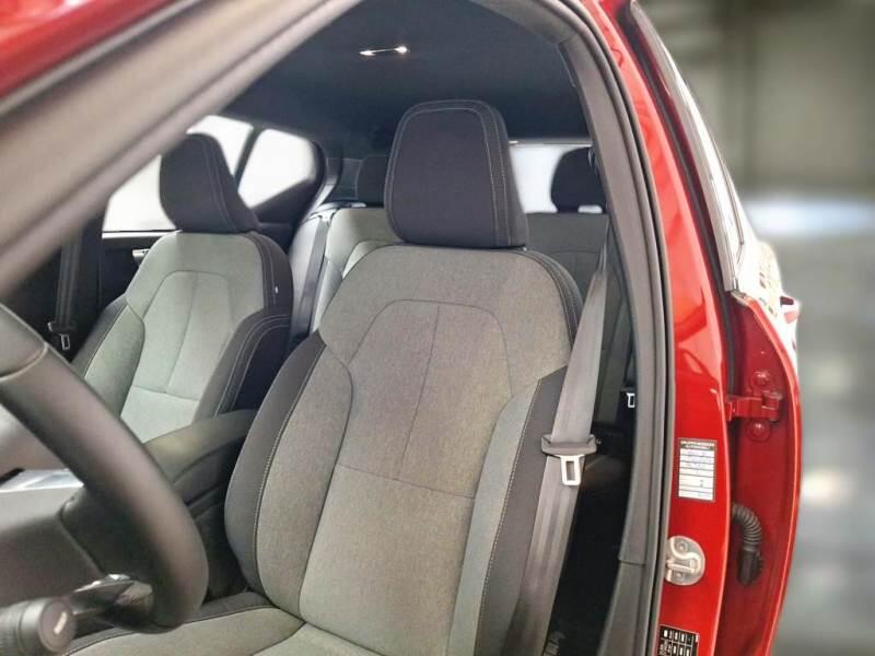 Volvo XC40 SUV T5 RECHARGE PLUG-IN AUTO CORE - foto 11