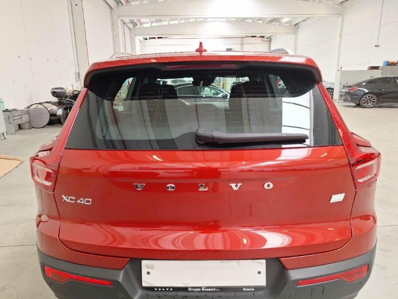 Volvo XC40 SUV T5 RECHARGE PLUG-IN AUTO CORE - foto 28