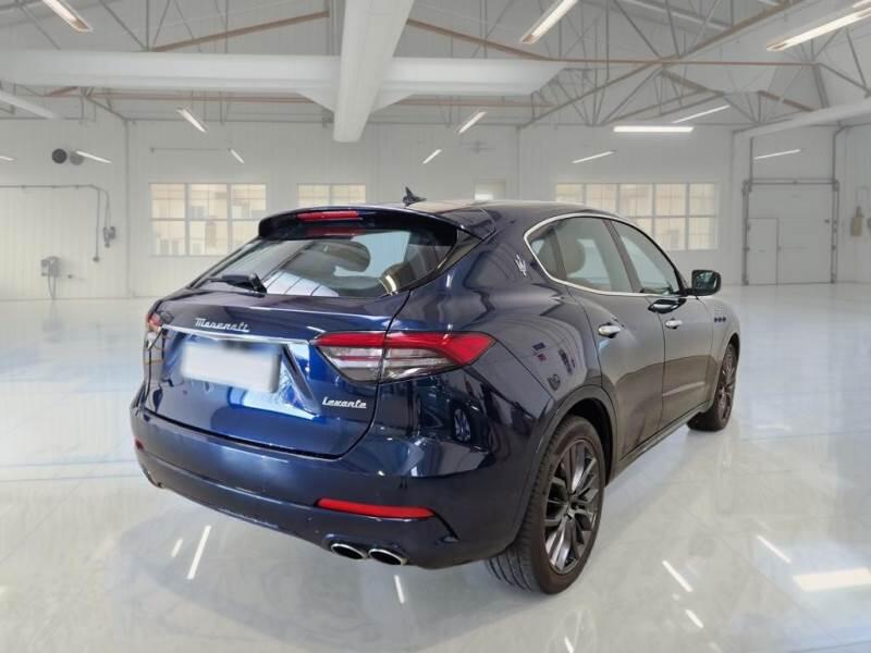 Maserati Levante SUV 2.0 330CV 48V MHEV GT Q4 AUTO - foto 2