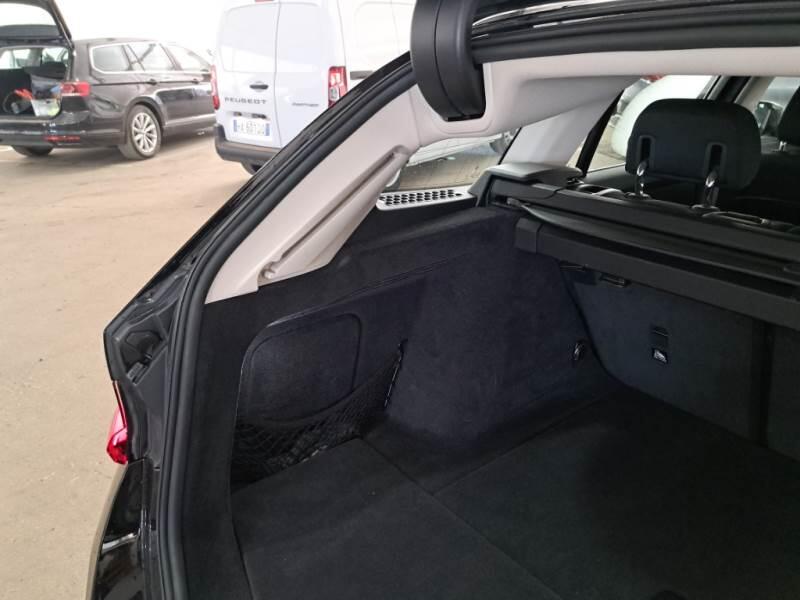 BMW Serie 3 Touring STATION WAGON 318D 48V TOURING AUTO - foto 128