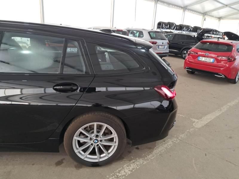 BMW Serie 3 Touring STATION WAGON 318D 48V TOURING AUTO - foto 68