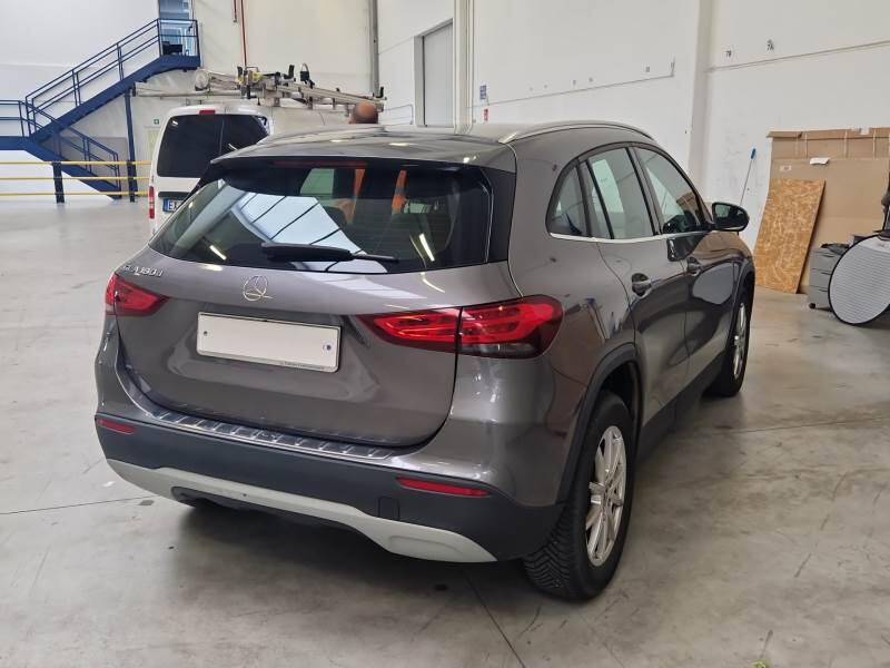 Mercedes GLA 180 D AUTOMATIC EXECUTIVE - foto 2