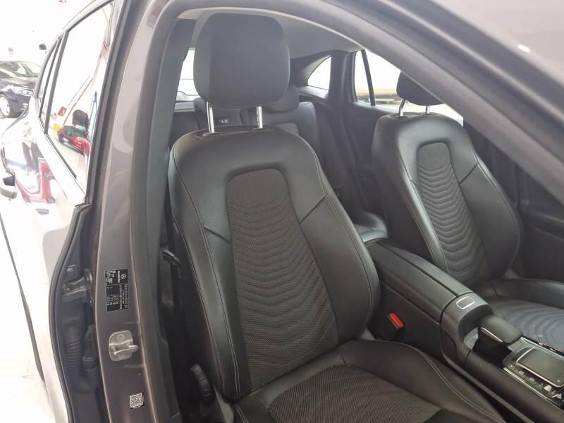Mercedes GLA 180 D AUTOMATIC EXECUTIVE - foto 13