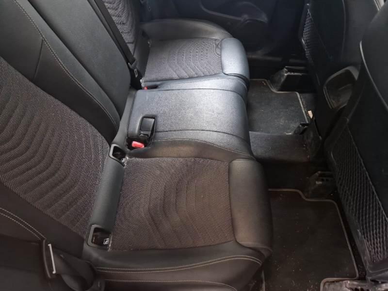 Mercedes GLA 180 D AUTOMATIC EXECUTIVE - foto 16