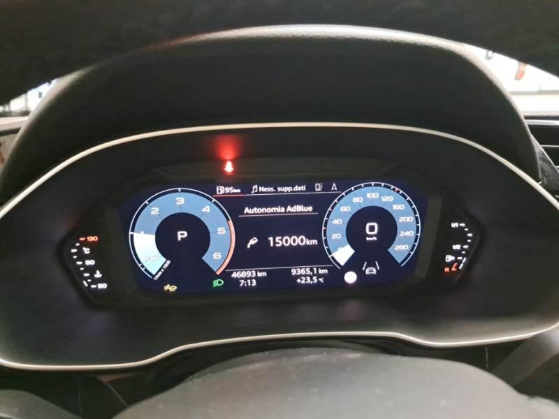 Audi Q3 35 TDI S TRONIC BUSINESS - foto 4