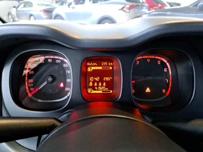 Fiat Panda 1.0 FIREFLY 70CV SeS HYBRID CITY LIFE - foto 4