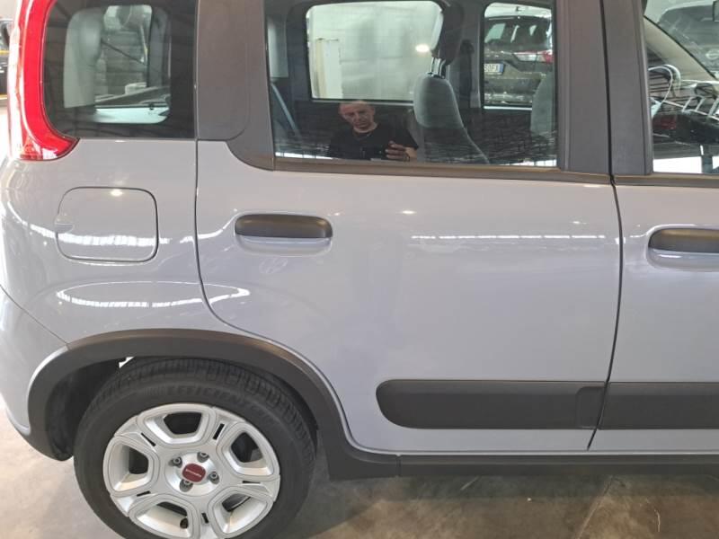 Fiat Panda 1.0 FIREFLY 70CV SeS HYBRID CITY LIFE - foto 37