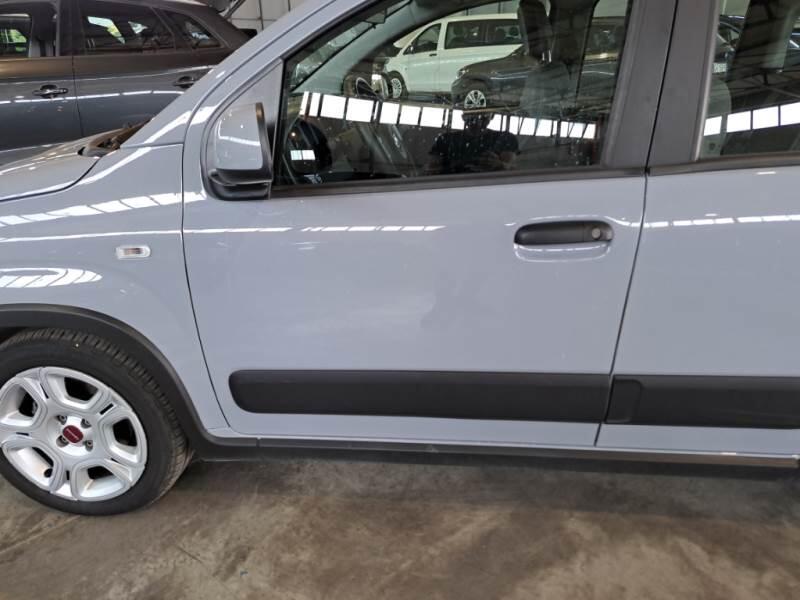 Fiat Panda 1.0 FIREFLY 70CV SeS HYBRID CITY LIFE - foto 49