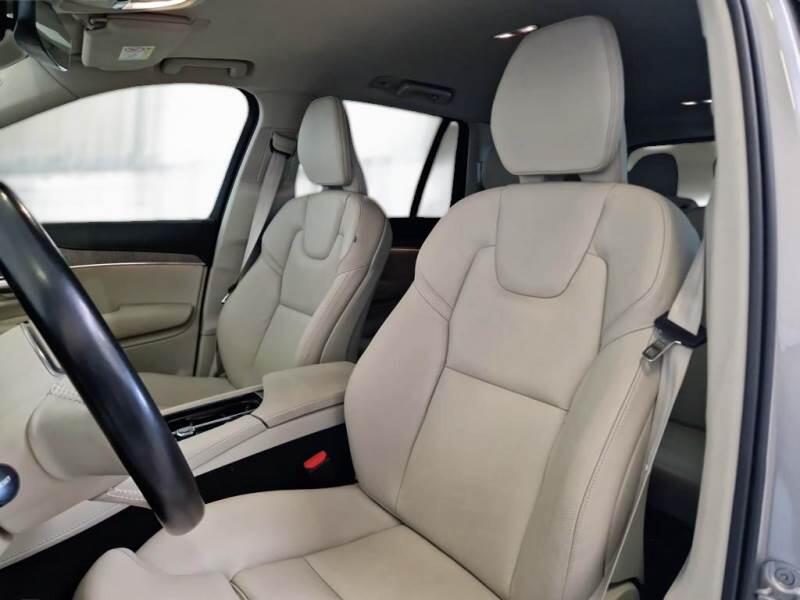 Volvo XC90 T8 RECHARGE AWD 7P PLUS DARK - foto 12