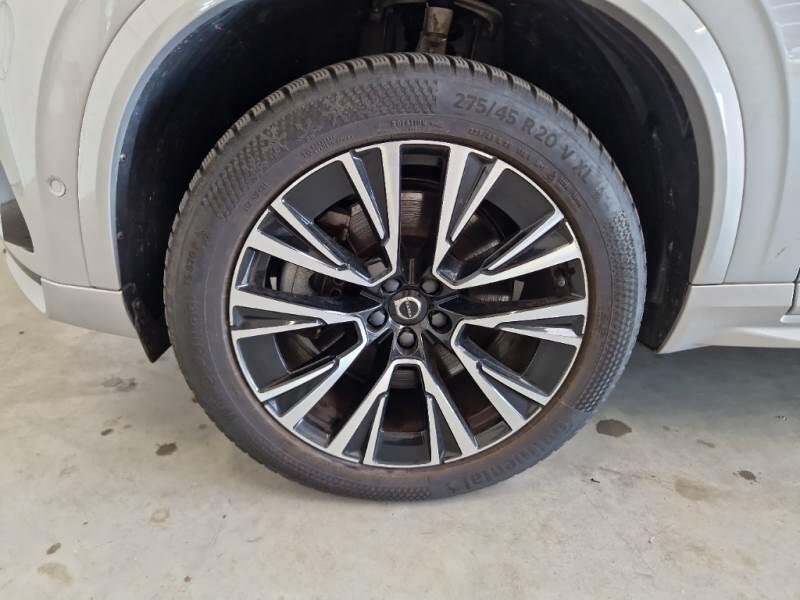 Volvo XC90 T8 RECHARGE AWD 7P PLUS DARK - foto 21