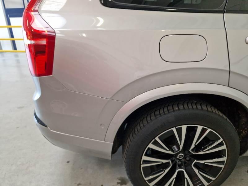 Volvo XC90 T8 RECHARGE AWD 7P PLUS DARK - foto 26