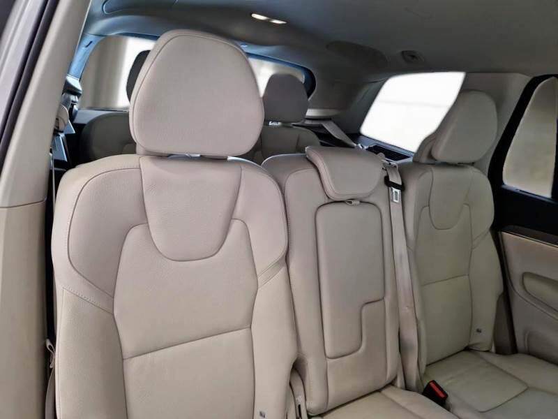Volvo XC90 T8 RECHARGE AWD 7P PLUS DARK - foto 8