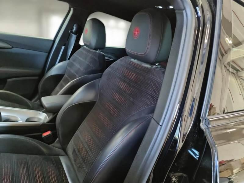 Alfa Romeo Tonale 1.5 160CV HYBRID TCT7 VELOCE - foto 11