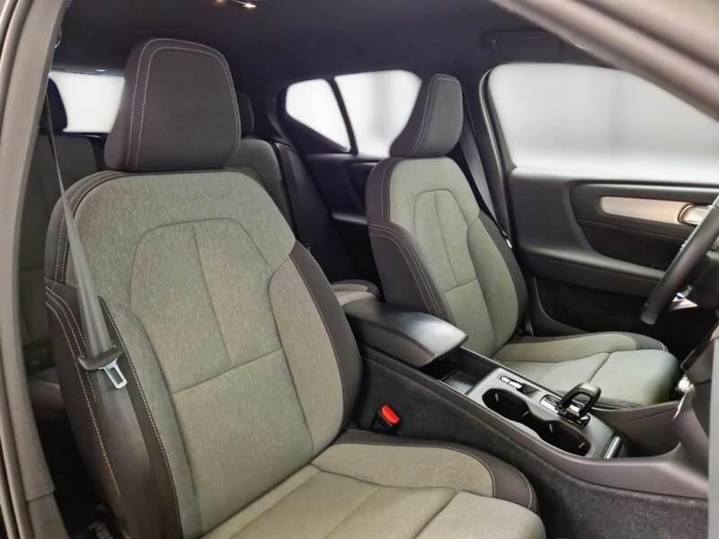 Volvo XC40 SUV T4 RECHARGE PLUG-IN AUTO CORE - foto 13