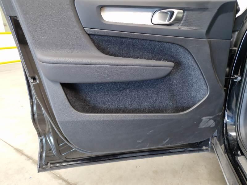 Volvo XC40 SUV T4 RECHARGE PLUG-IN AUTO CORE - foto 97