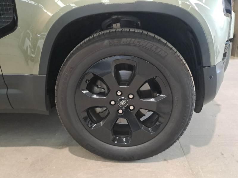 Land Rover Defender 3.0D I6 200 110 SE AWD AUTO. - foto 17