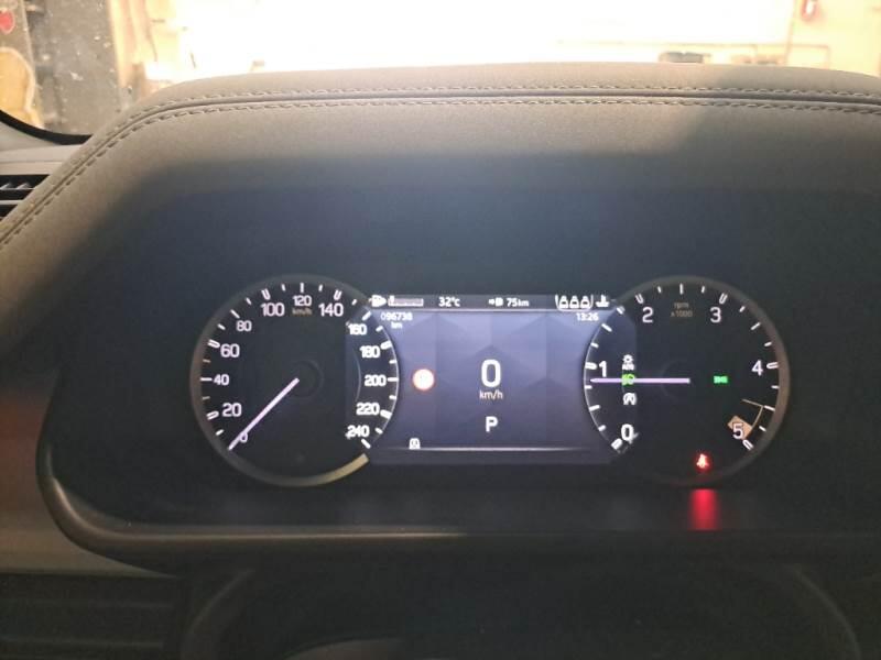Land Rover Defender 3.0D I6 200 110 SE AWD AUTO. - foto 4