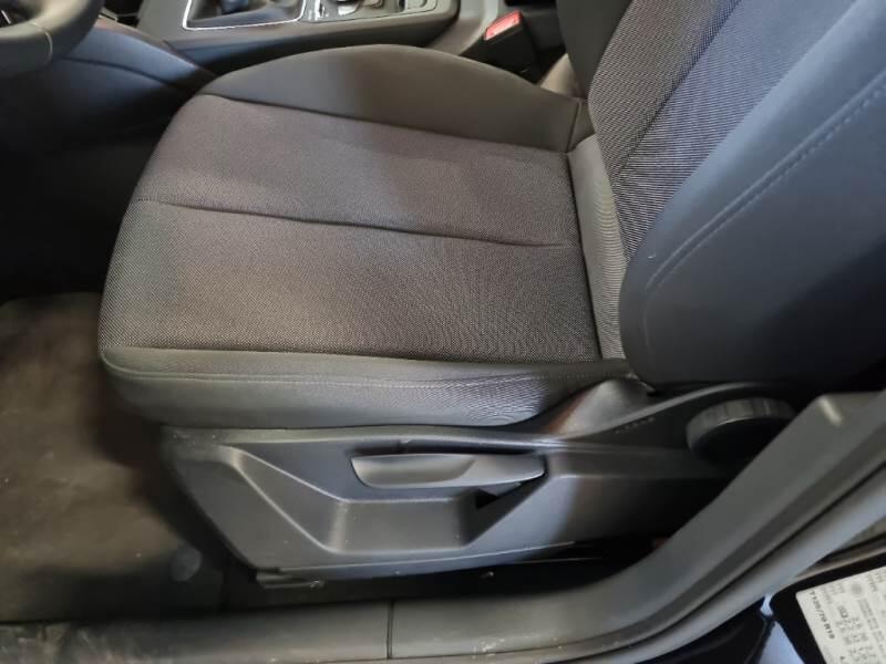 Audi Q2 2.0 30 TDI BUSINESS - foto 12