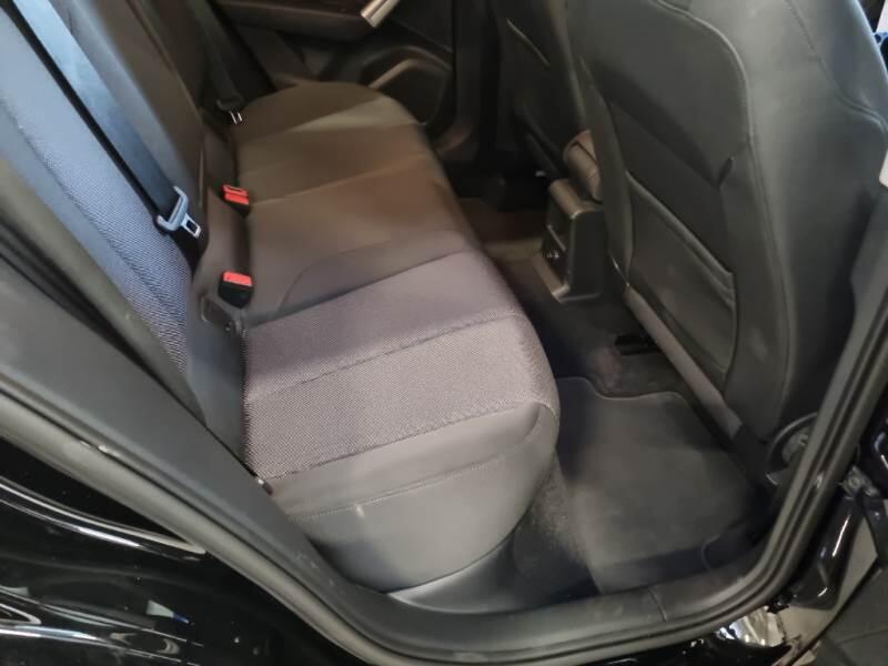 Audi Q2 2.0 30 TDI BUSINESS - foto 16