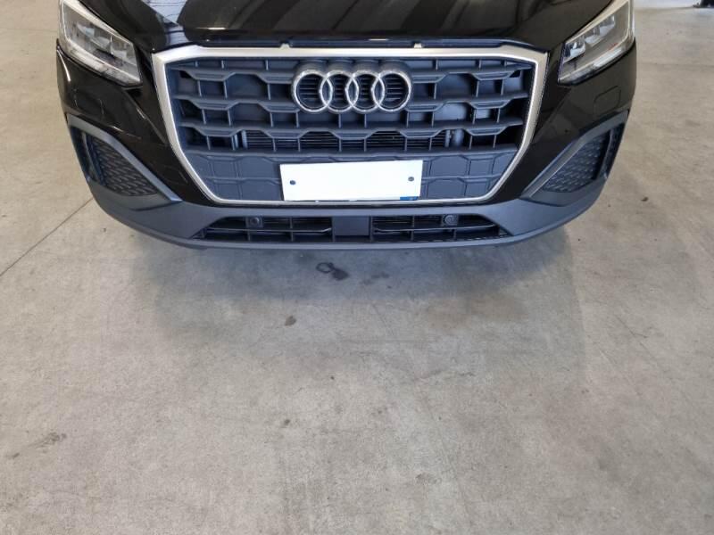 Audi Q2 2.0 30 TDI BUSINESS - foto 29