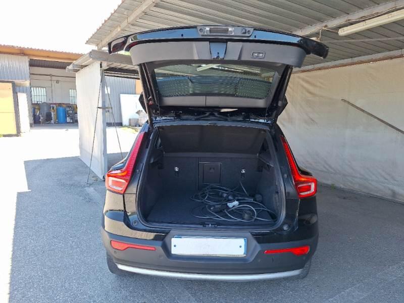 Volvo XC40 T4 RECHARGE PLUG-IN AUTO CORE - foto 5