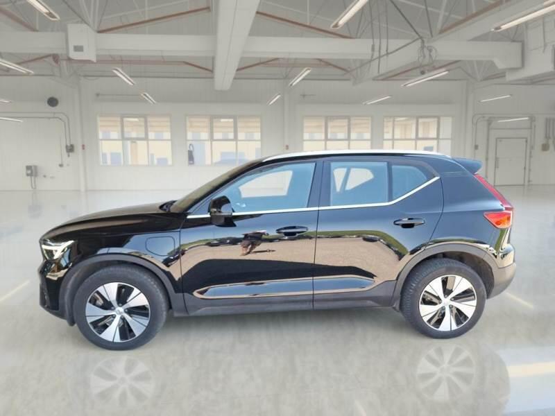 Volvo XC40 T4 RECHARGE PLUG-IN AUTO CORE - foto 8