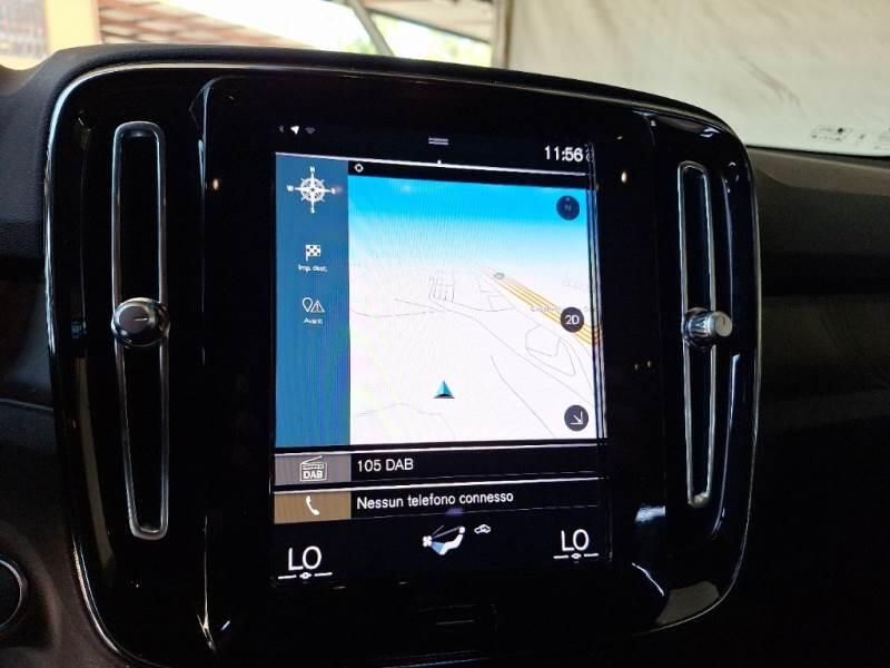 Volvo XC40 T4 RECHARGE PLUG-IN AUTO CORE - foto 79