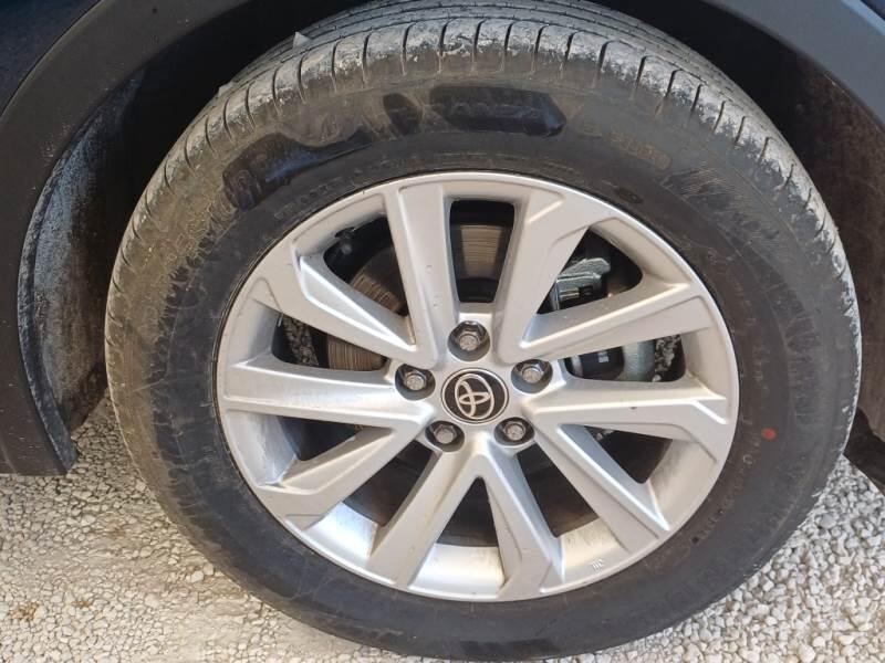 Toyota C-HR 1.8 HV E-CVT ACTIVE - foto 17