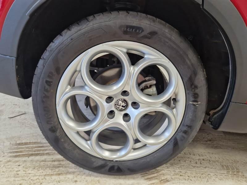 Alfa Romeo Tonale 1.5 130CV HYBRID TCT7 SPRINT - foto 18
