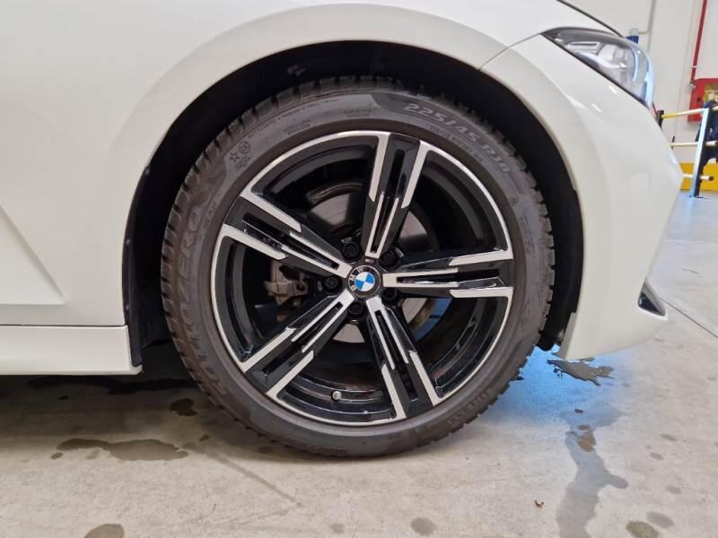 BMW Serie 3 Touring 318D 48V MSPORT TOURING AUTO - foto 17