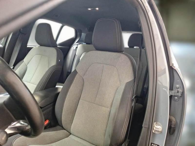 Volvo XC40 T5 RECHARGE PLUG-IN AUTO CORE - foto 11