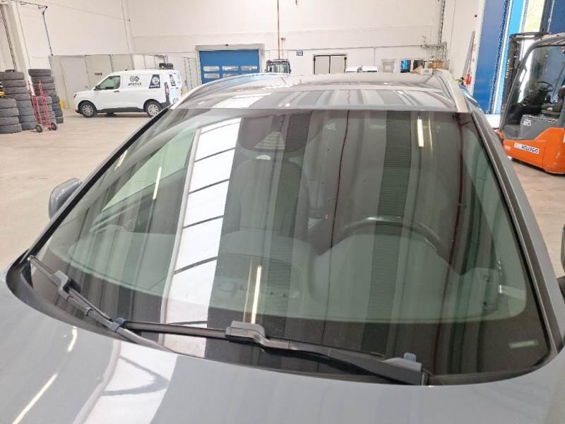 Volvo XC40 T5 RECHARGE PLUG-IN AUTO CORE - foto 10