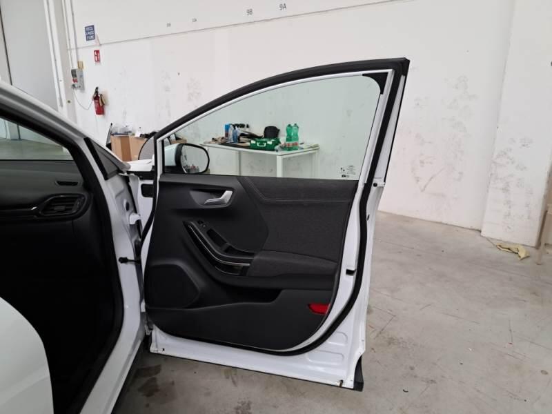 Ford Puma 1.0 ECOBOOST HYBRID 125CV TITANIUM - foto 86