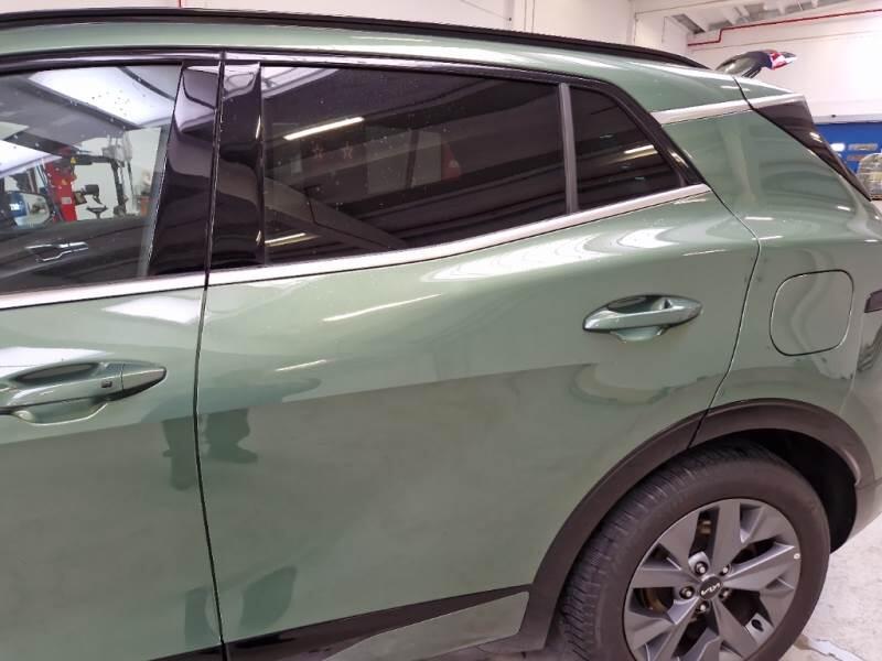Kia Sportage 1.6 TGDI HEV GT-LINE 4WD AUTO - foto 40