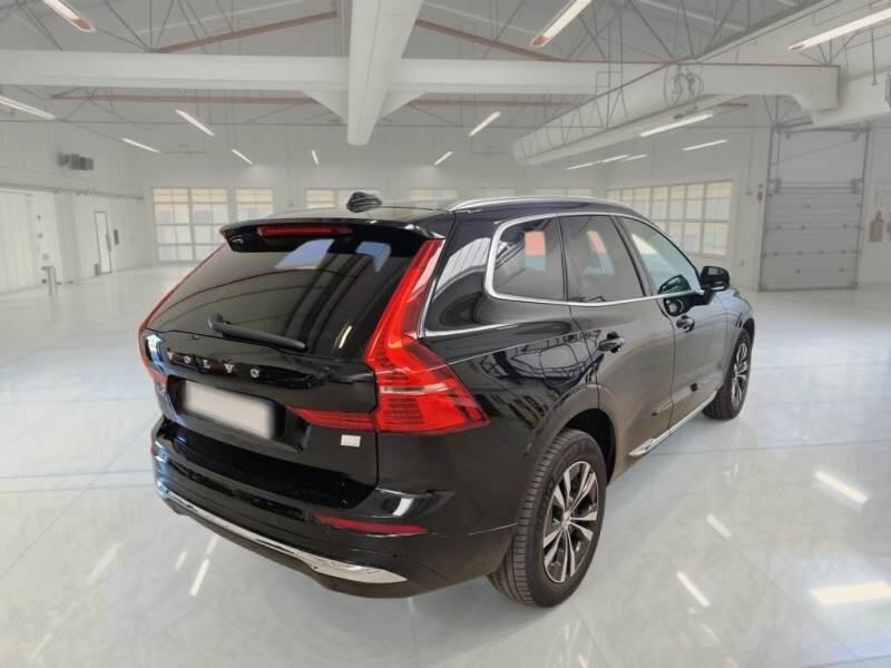 Volvo XC60 T6 PLUG-IN AWD AUTO CORE - foto 2