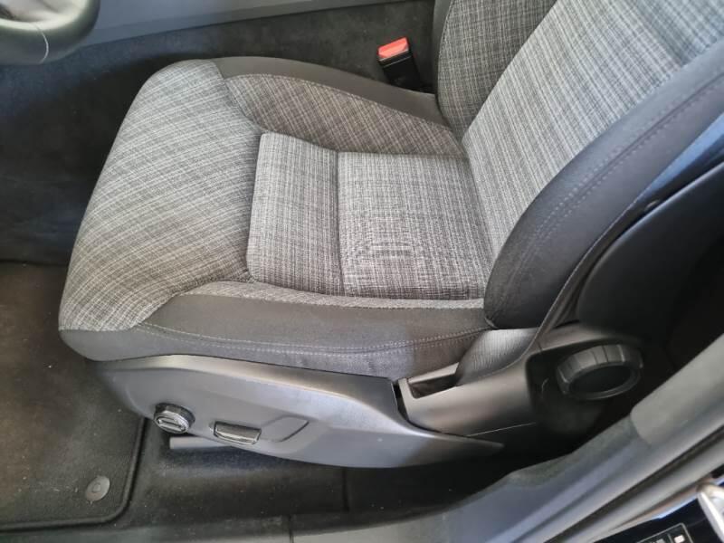 Volvo XC60 T6 PLUG-IN AWD AUTO CORE - foto 12