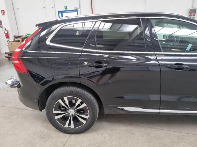 Volvo XC60 T6 PLUG-IN AWD AUTO CORE - foto 29