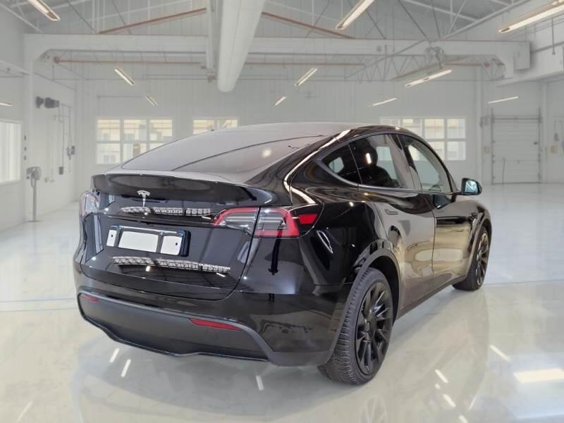 Tesla Model Y 75 KWH DUAL MOTOR LONG RANGE 4WD AUT. - foto 2