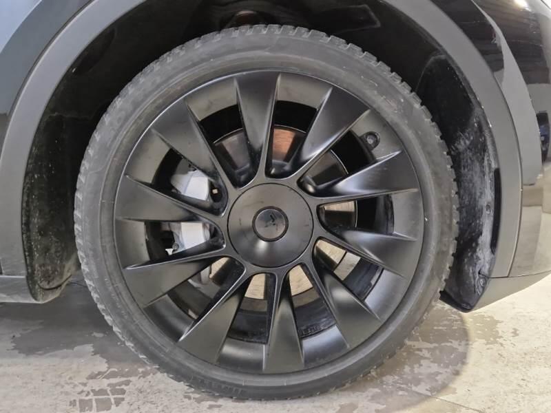 Tesla Model Y 75 KWH DUAL MOTOR LONG RANGE 4WD AUT. - foto 17