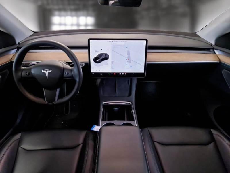 Tesla Model Y 75 KWH DUAL MOTOR LONG RANGE 4WD AUT. - foto 3