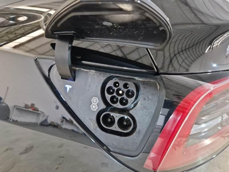 Tesla Model Y 75 KWH DUAL MOTOR LONG RANGE 4WD AUT. - foto 54