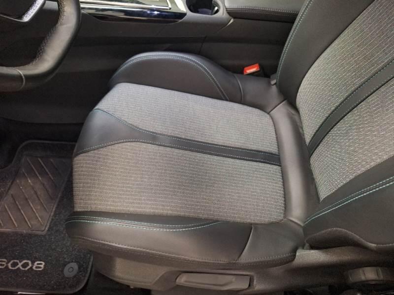 Peugeot 3008 BLUEHDI 130 EAT8 SeS ALLURE - foto 12