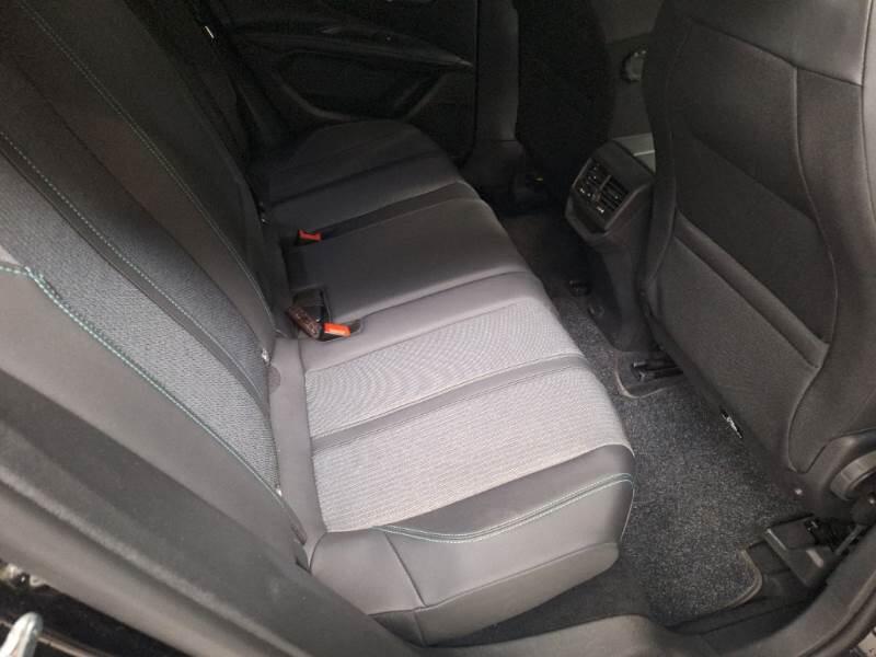 Peugeot 3008 BLUEHDI 130 EAT8 SeS ALLURE - foto 16