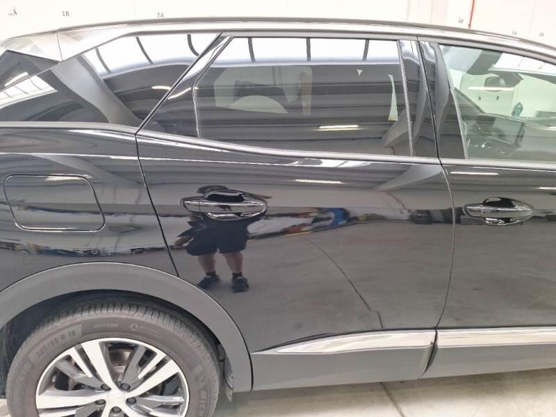 Peugeot 3008 BLUEHDI 130 EAT8 SeS ALLURE - foto 34