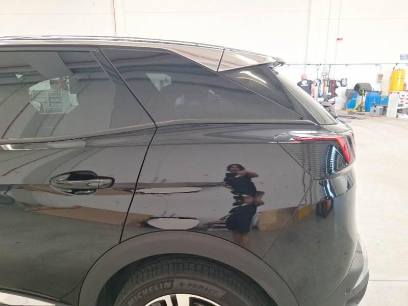 Peugeot 3008 BLUEHDI 130 EAT8 SeS ALLURE - foto 45