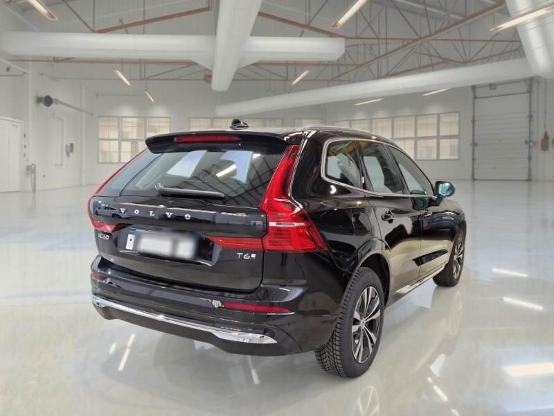 Volvo XC60 T6 PLUG-IN AWD AUTO CORE - foto 2