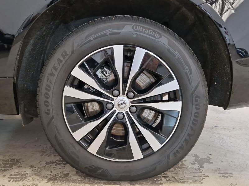 Volvo XC60 T6 PLUG-IN AWD AUTO CORE - foto 19