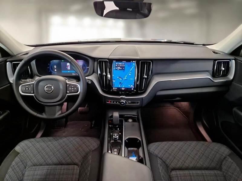 Volvo XC60 T6 PLUG-IN AWD AUTO CORE - foto 3