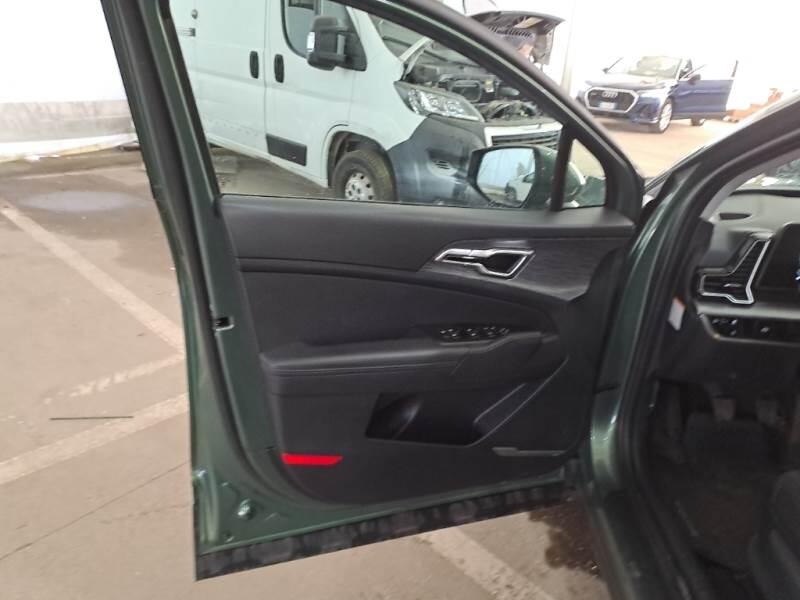 Kia Sportage 1.6 CRDI MHEV BUSINESS 2WD - foto 44