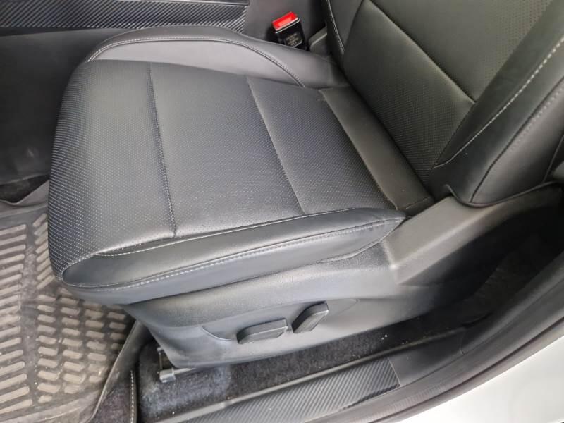 MG ZS 1.5 HYBRID+ LUXURY - foto 12